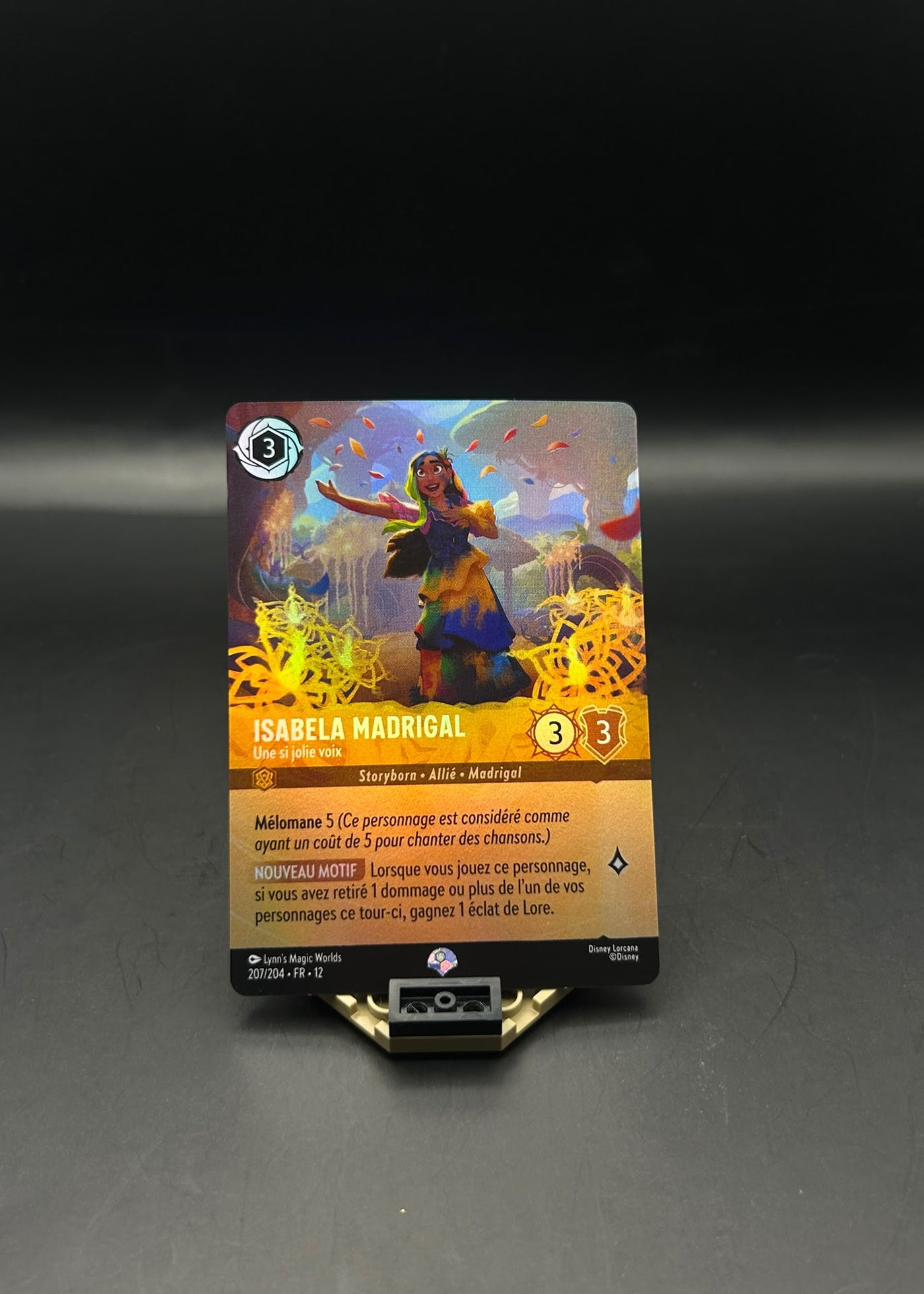 Isabela Madrigal FOIL 207/204 Lorcana FR chapitre 12